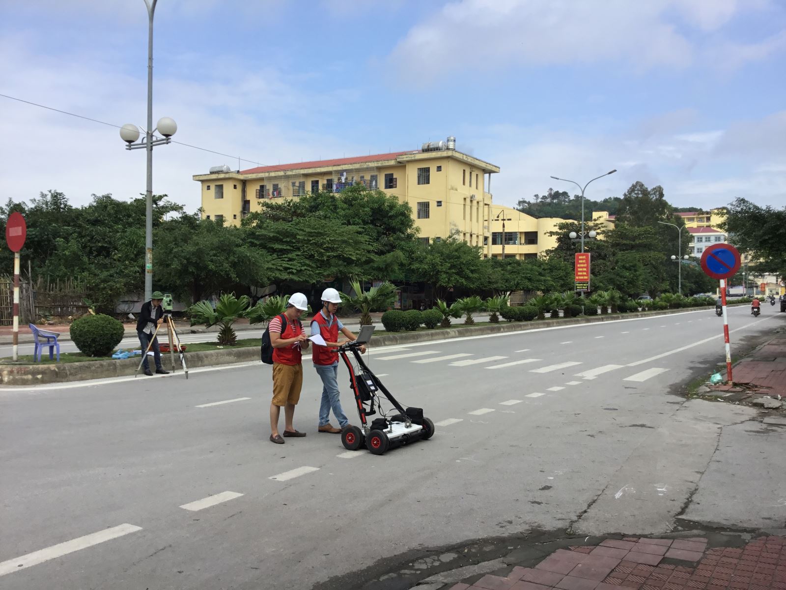 Underground Utilities Mapping for Smart Cities in Vietnam